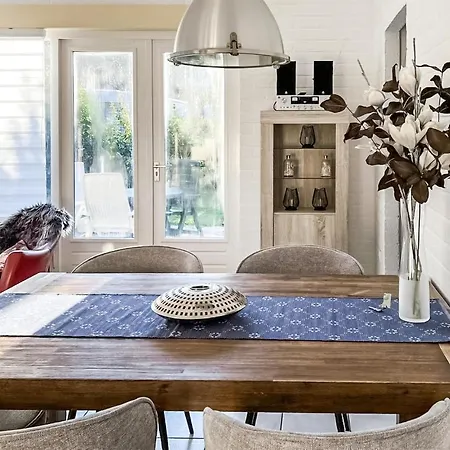 3 Bedroom Stunning In Prázdninový dům *